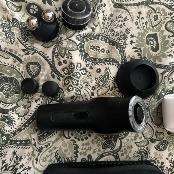 Therabody Black and Gold face device. Comes with original box. - Picture 6 of 7